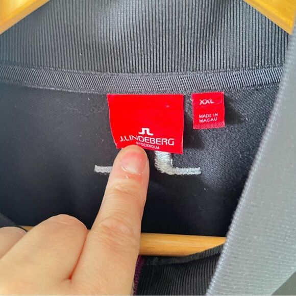 J. Lindeberg Black Grey 1/4 Zip Athletic Pullover Sweater - Picture 4 of 6